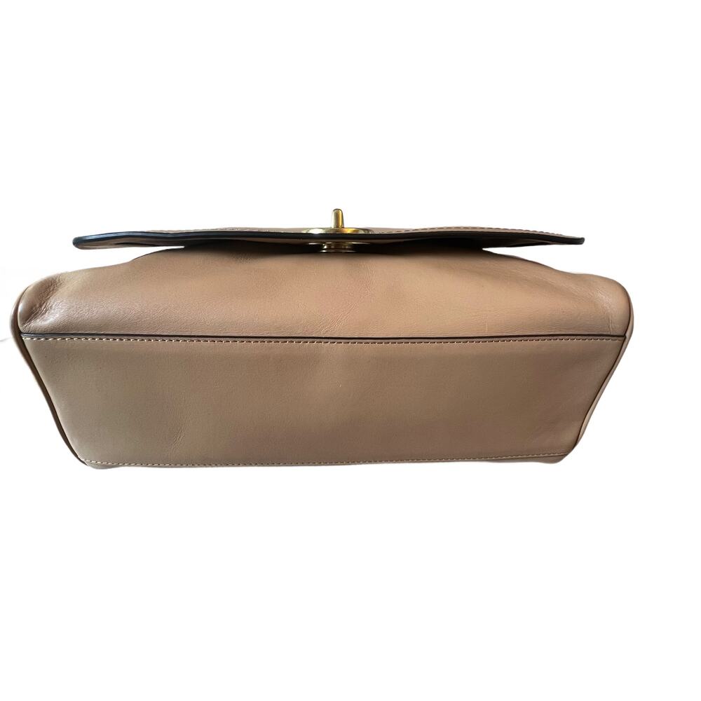 NWT. COACH Legacy Top Handle Handbag. Color Sand. Removable Adj Shoulder Strap. - Picture 4 of 10